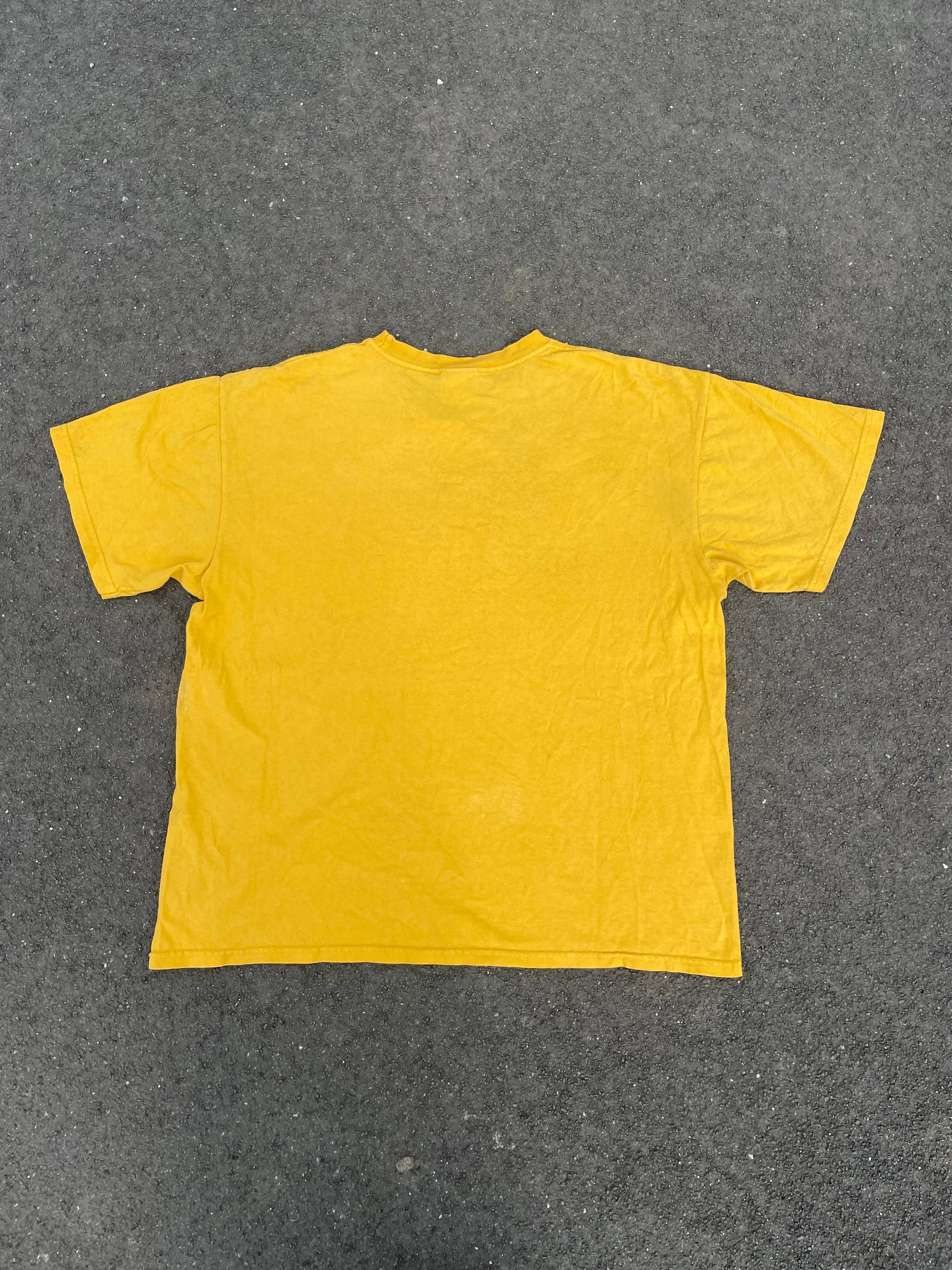 VINTAGE EARLY 2000 OVERSIZE NIKE T-SHIRT YELLOW COLORWAY (L)