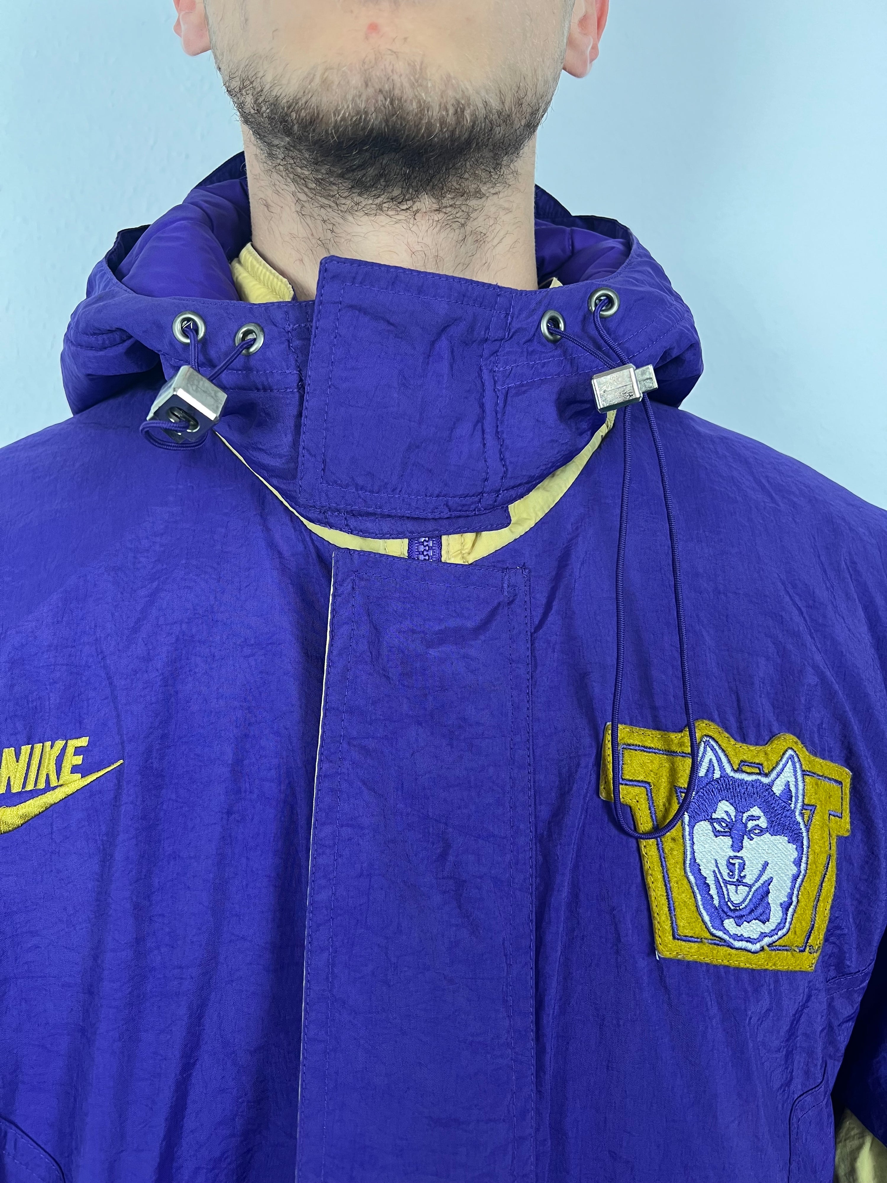 Vintage Nike Team Huskies Jacket (XL)