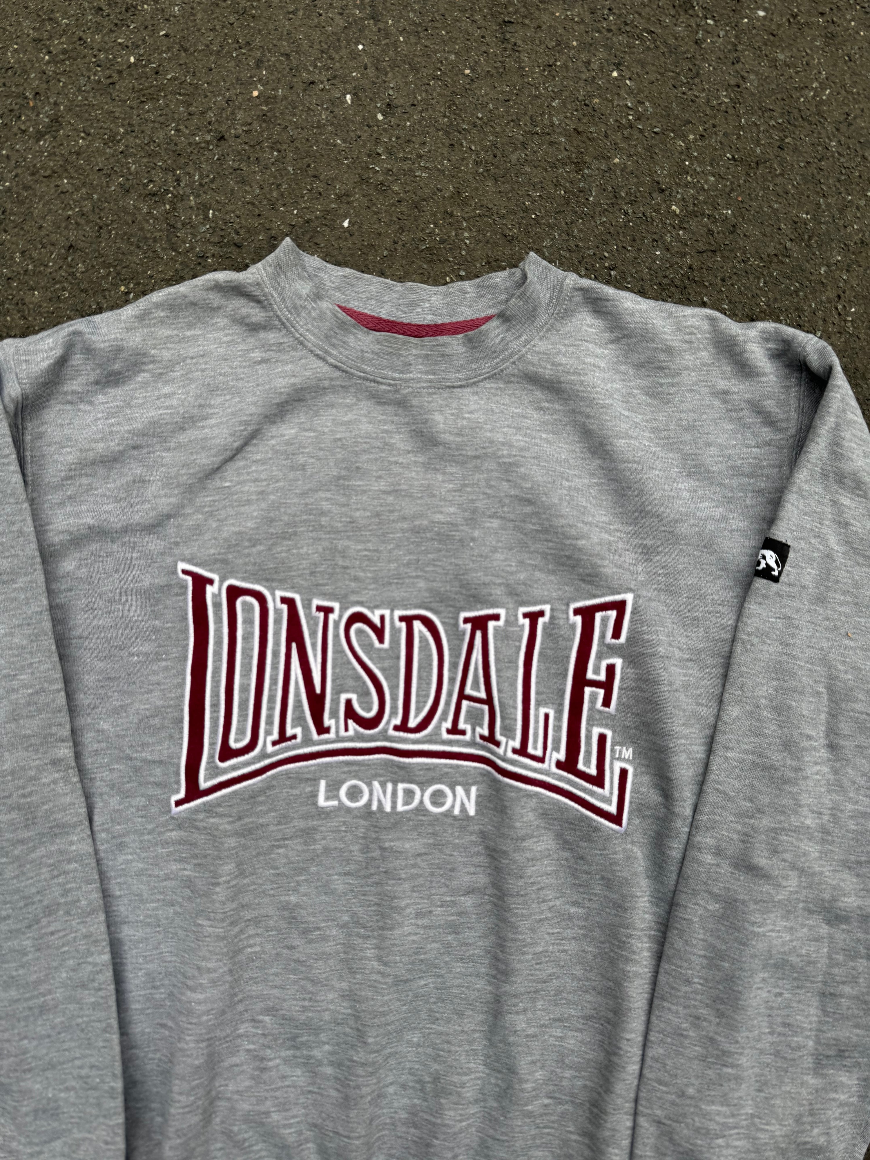 Early 2000s Lonsdale London Logo Sweater (M)
