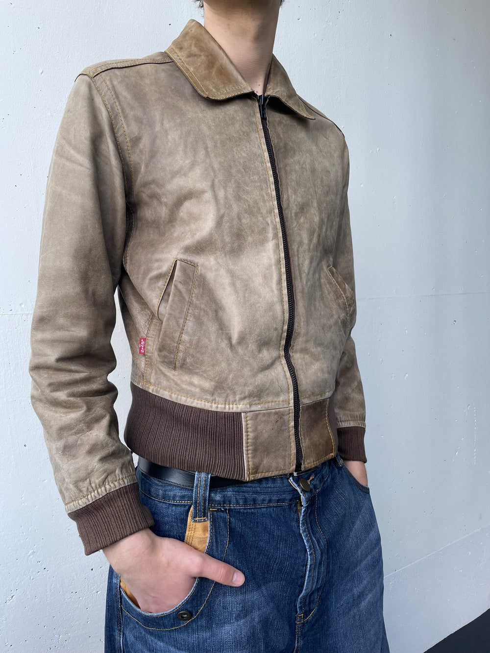 Early 2000s Levi’s Type 1 Leatherjacket (M/L)