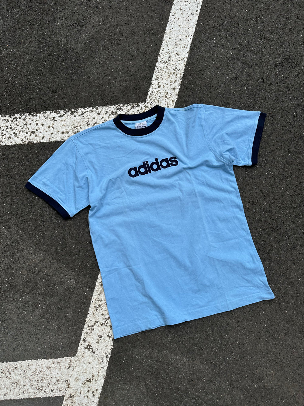 Early 2000s Adidas T-Shirt (L)