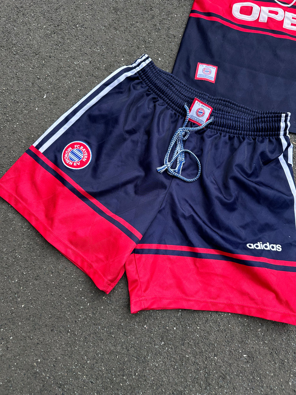 1997/1998 Bayern München Home Jersey (S)