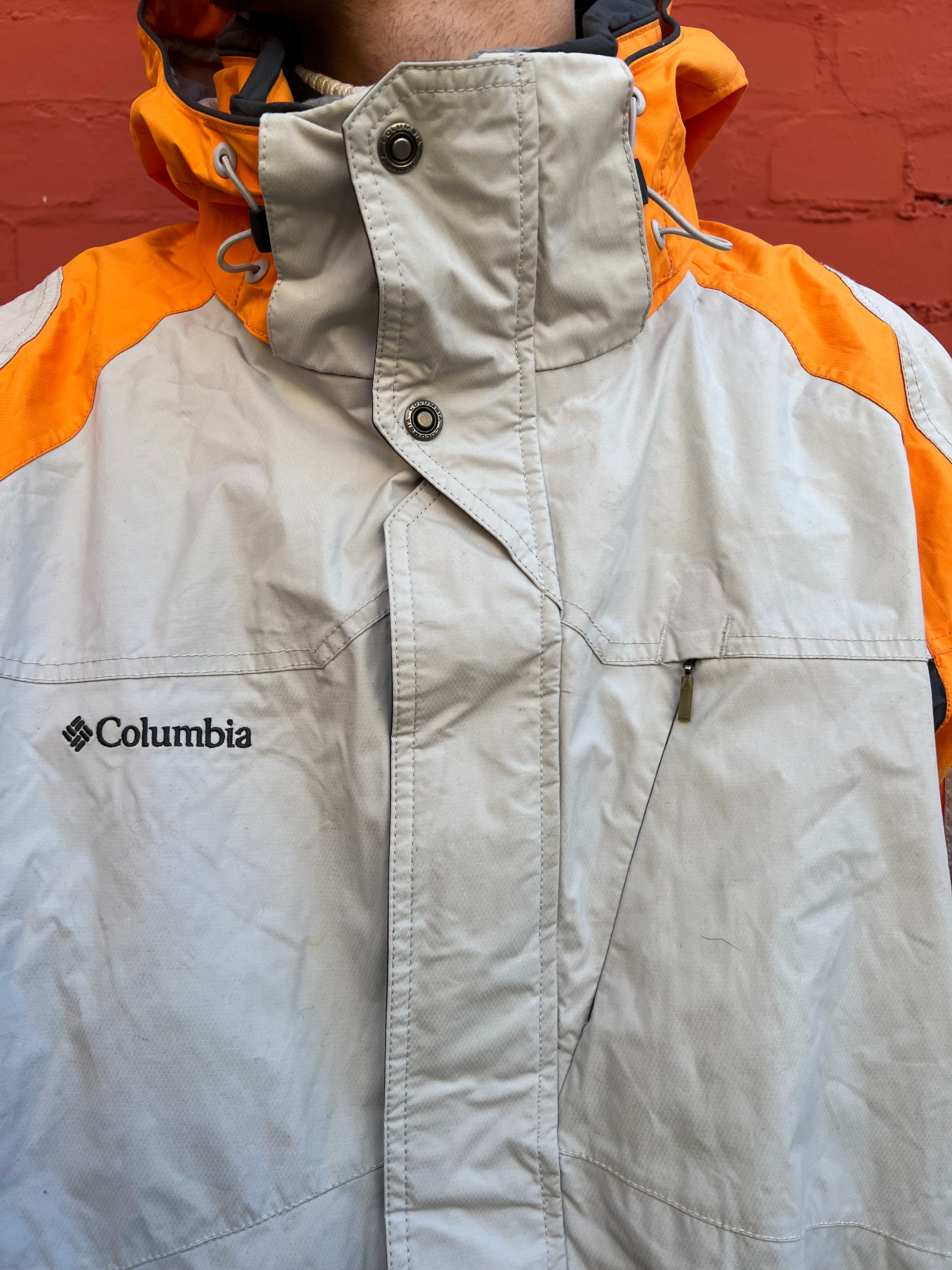 Early 2000s Columbia Snowboard Ski Jacket Omnitech (XL)