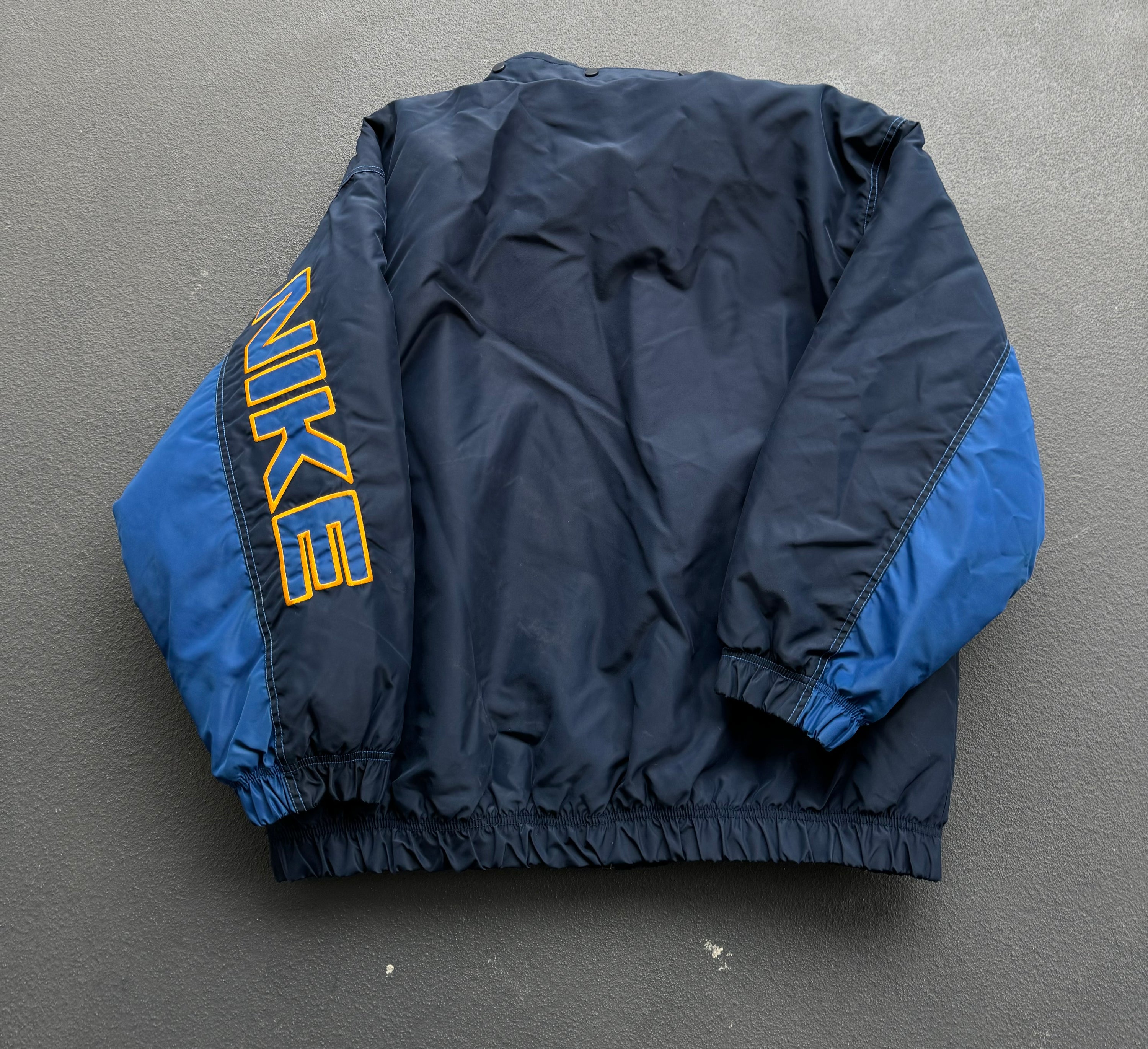 Vintage 90s Nike Swoosh Heavy Jacket (XL)