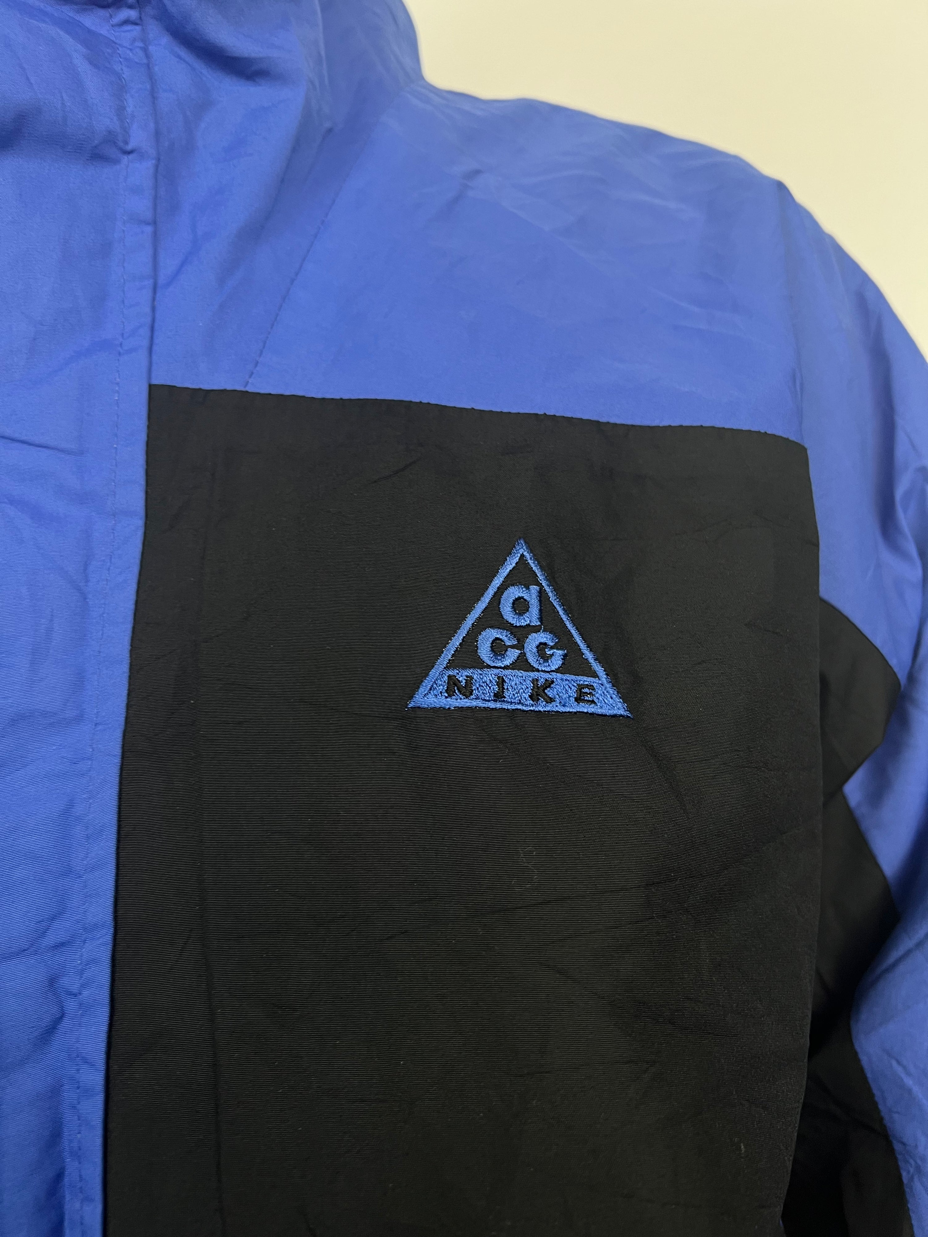 Vintage 90s Nike ACG Windbreaker (XL)