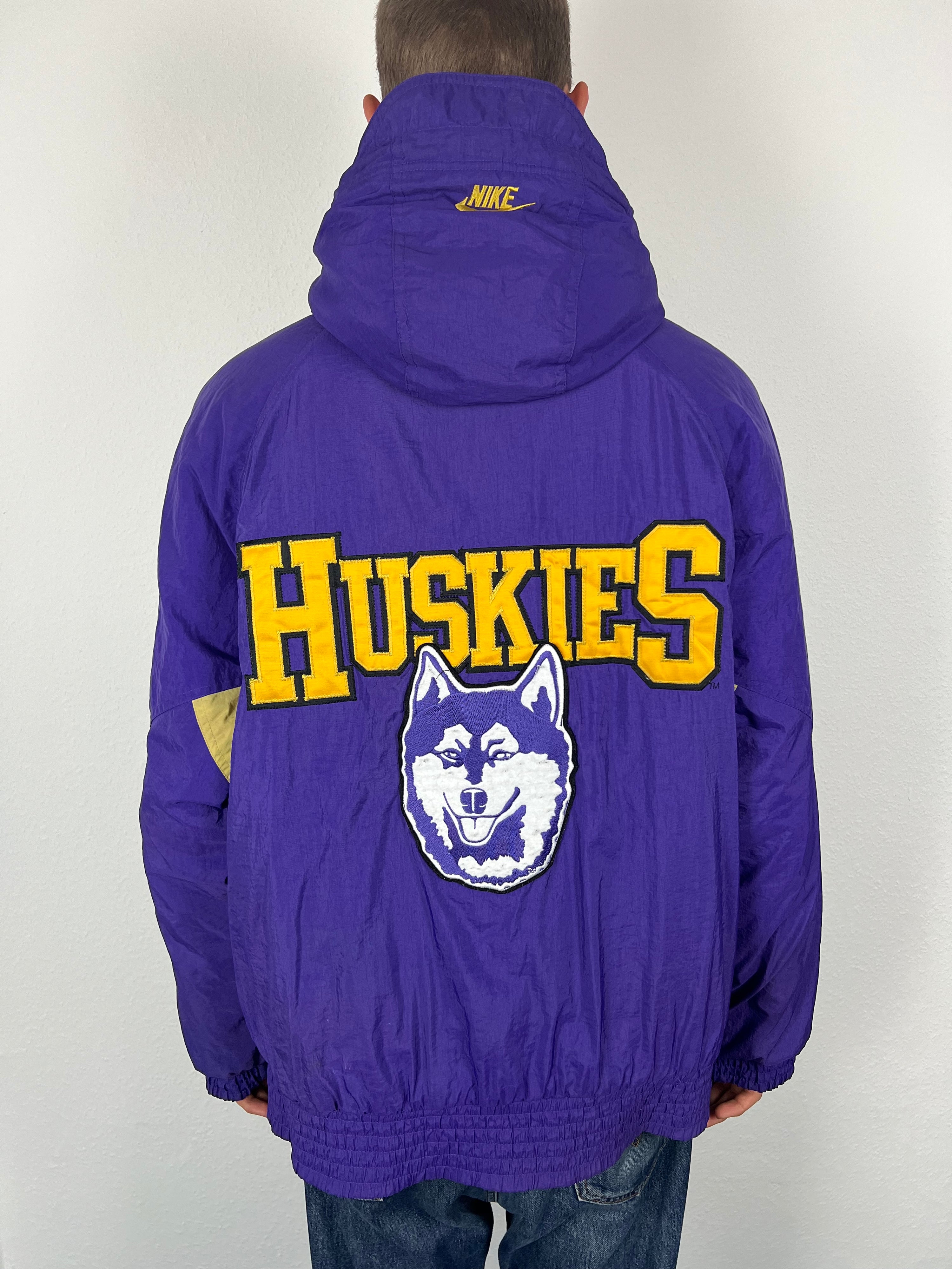 Vintage Nike Team Huskies Jacket (XL)