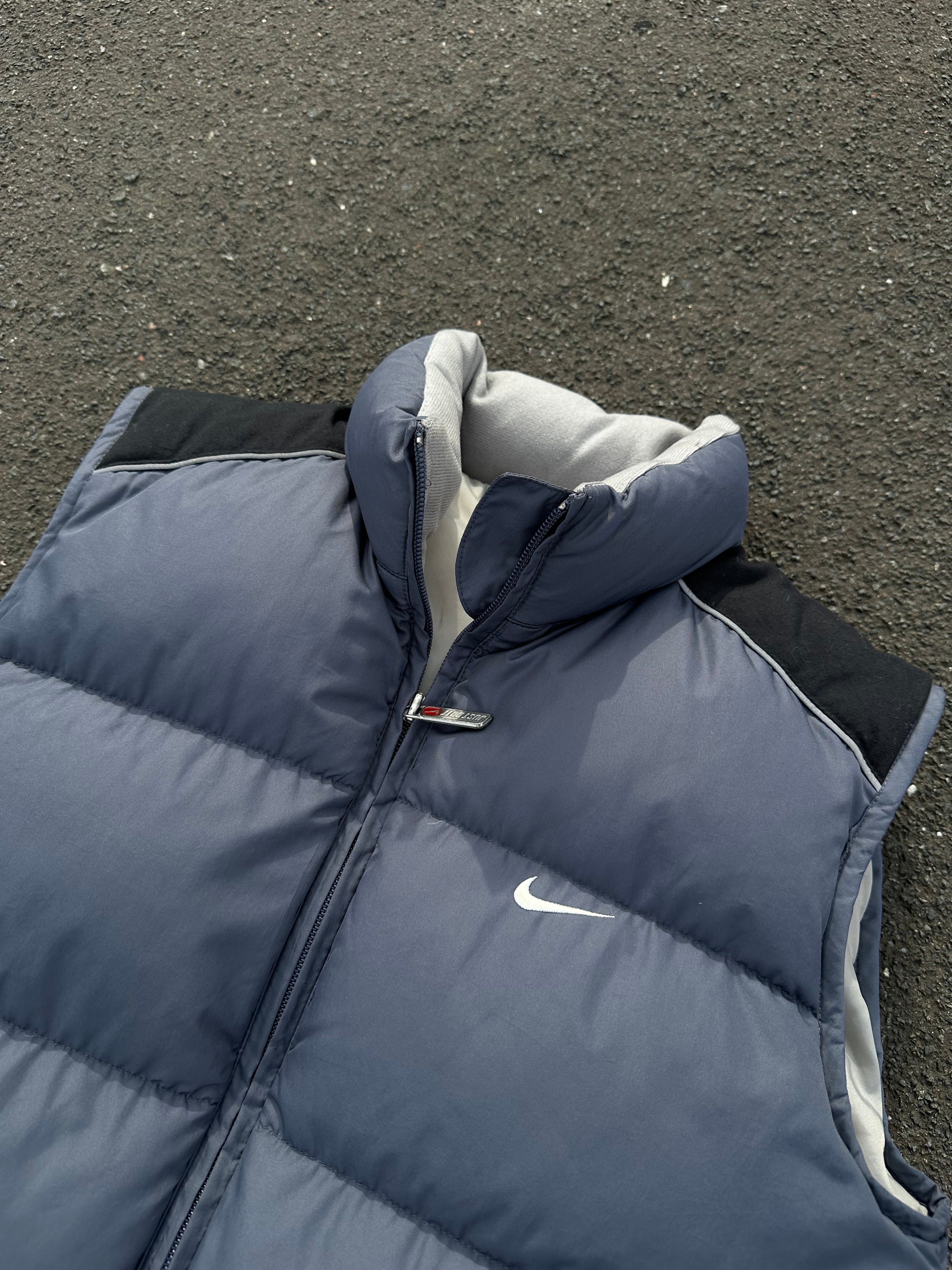 Y2K Nike Puffer Vest (M)
