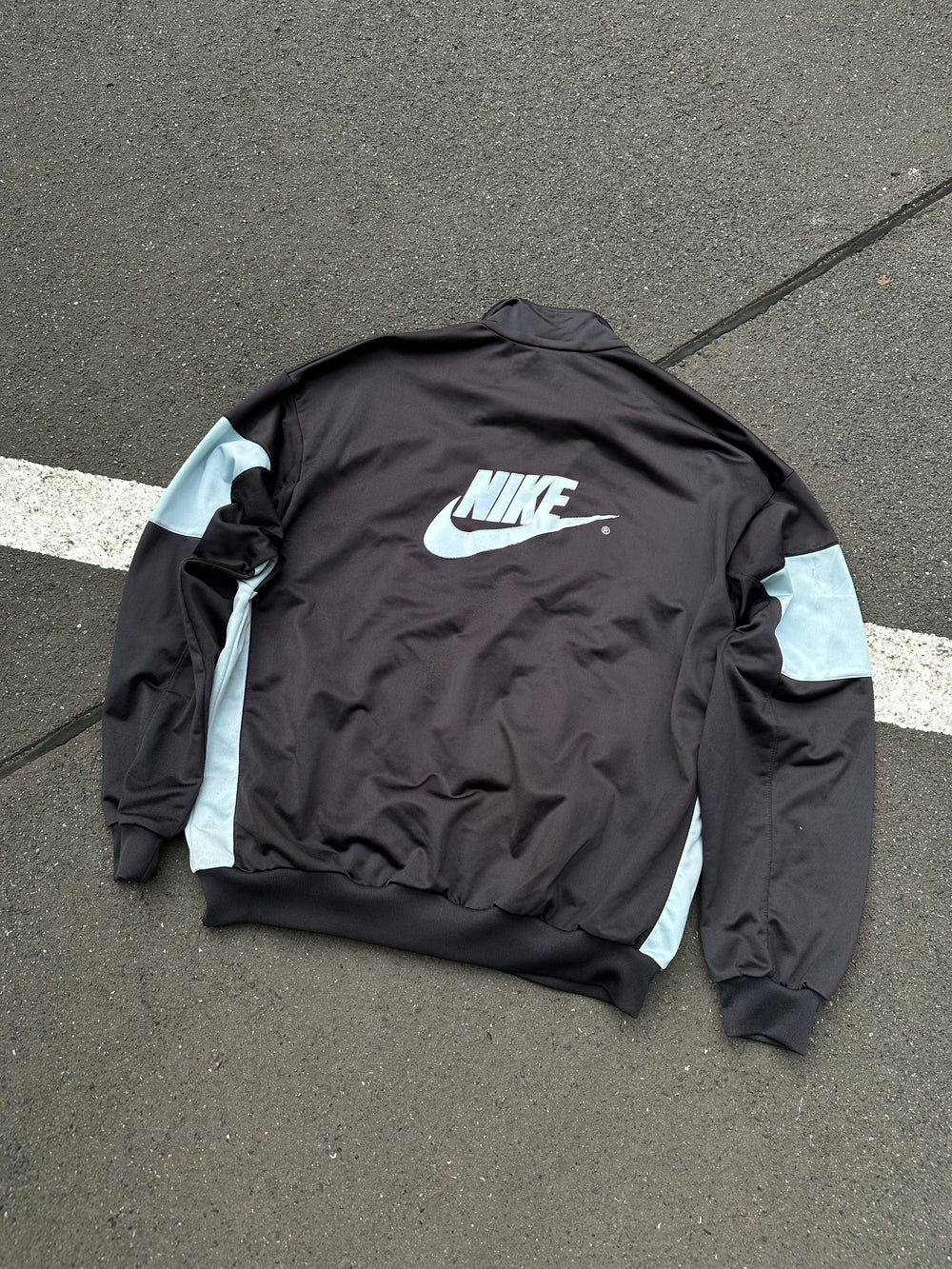 Y2K Nike Jacket (L)
