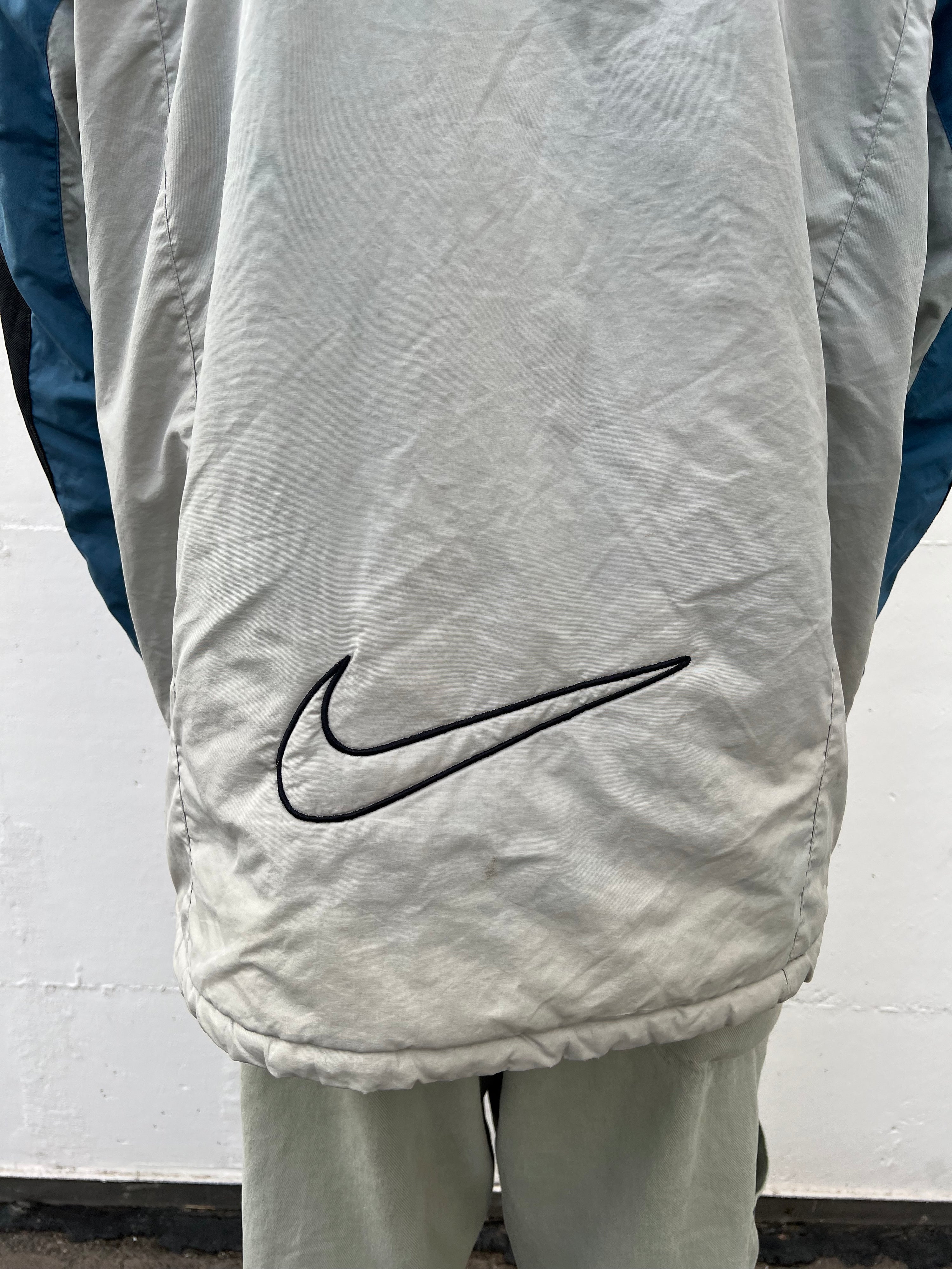 Vintage 90s Nike Bootleg Swoosh Snowboard Ski Jacket (L)