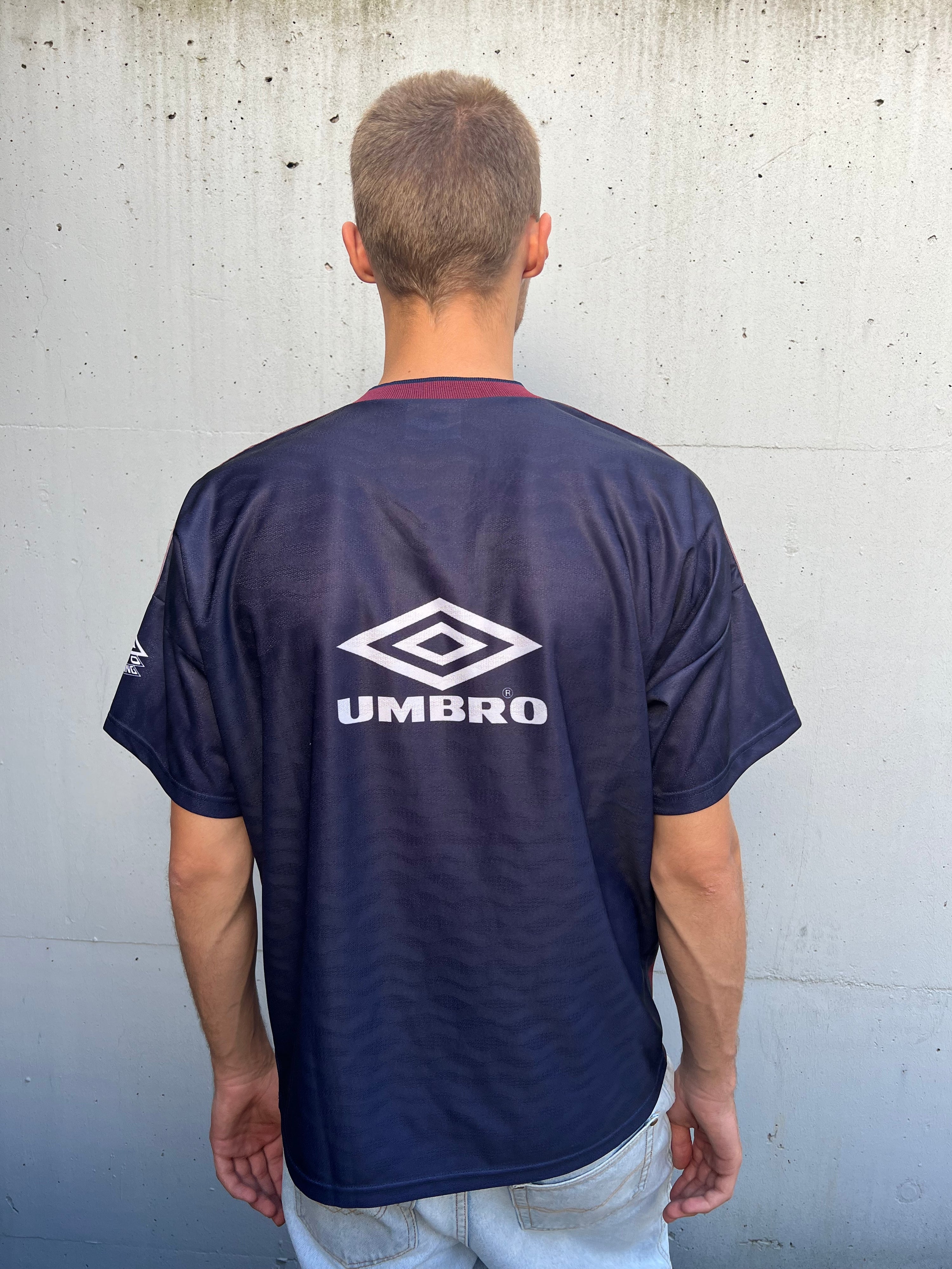 Vintage 90s Umbro Training Pro Trikot Jersey (M)