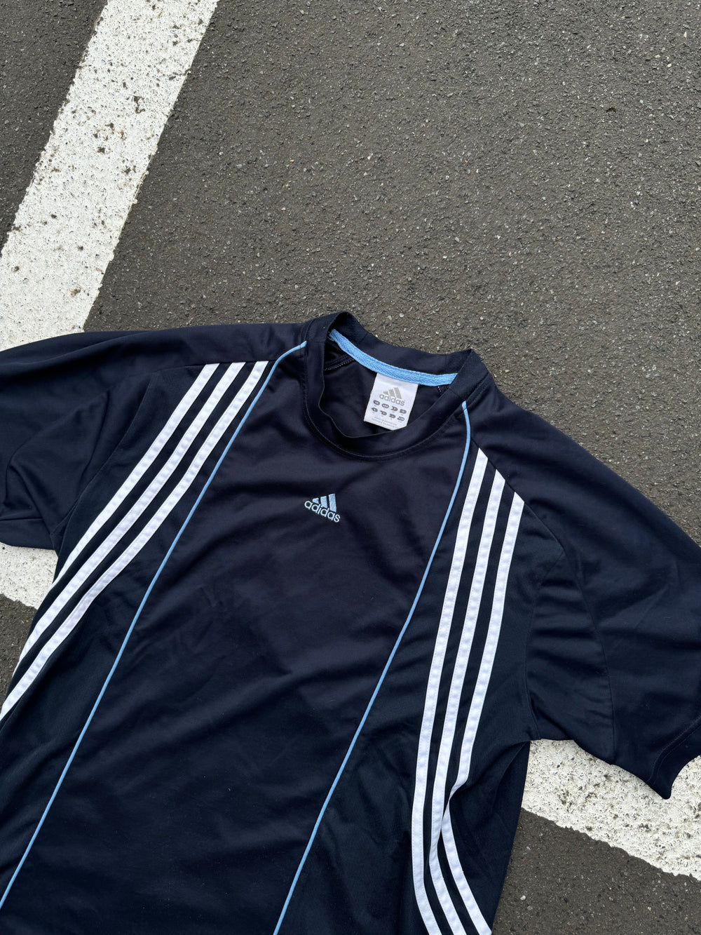Early 2000s Adidas Climacool T-Shirt Jersey (M)