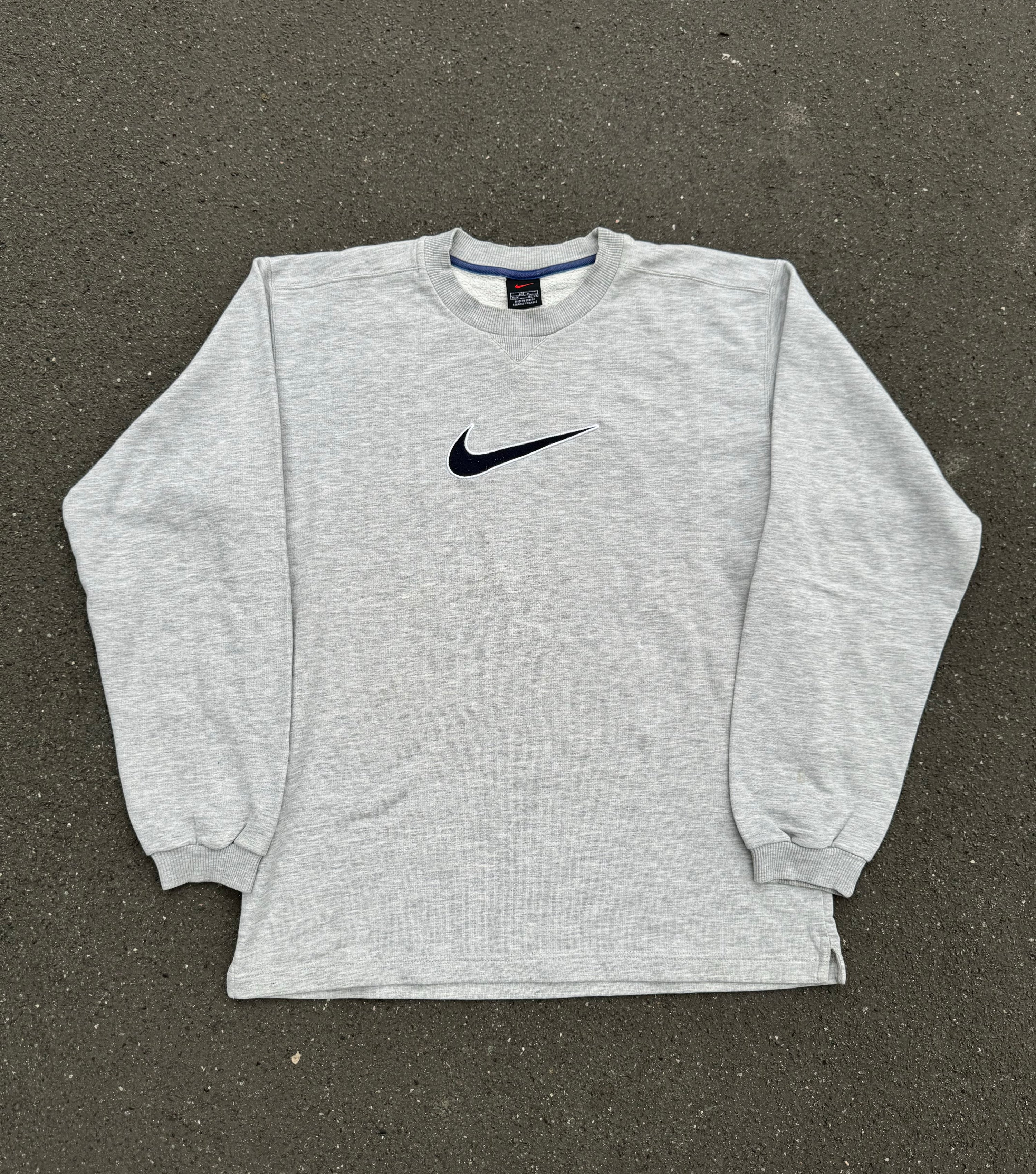 early 2000s Nike Swoosh Logo Sweater (L/XL)